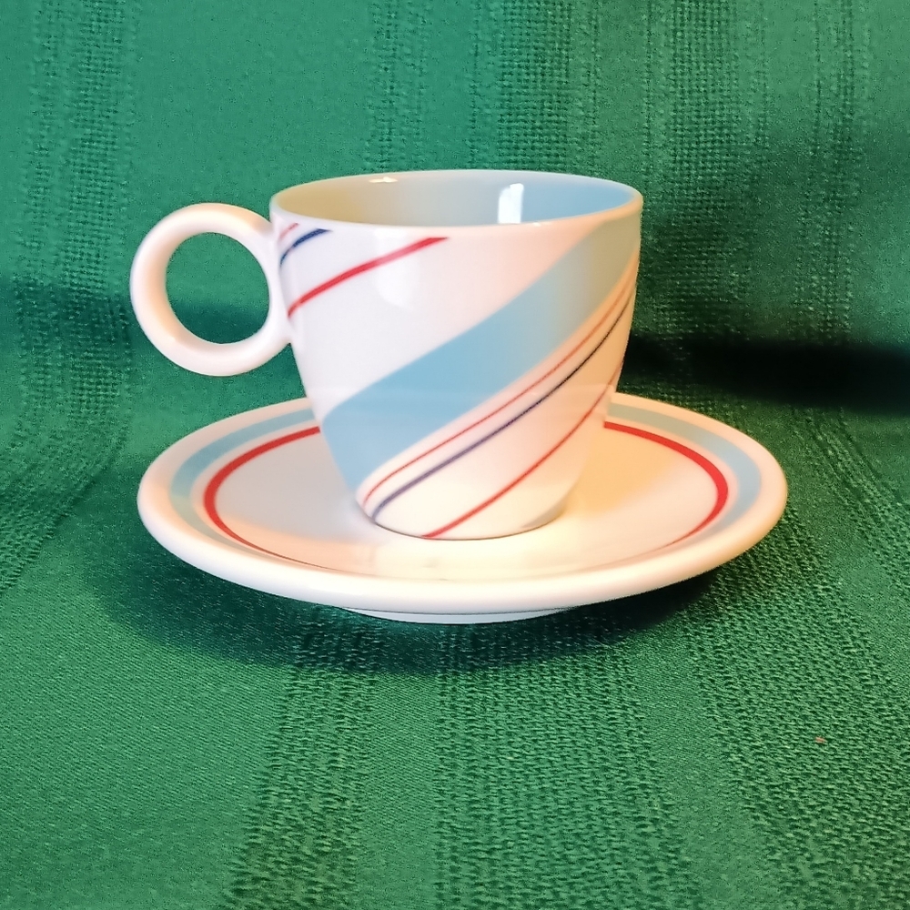 Starbucks Espresso 2007 Holiday Cup and Saucer 8 Piece Set 🎄 - Picture 3 of 8